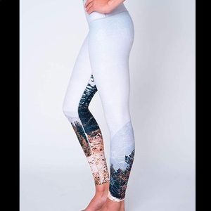 Colorado threads, high waisted, printed leggings